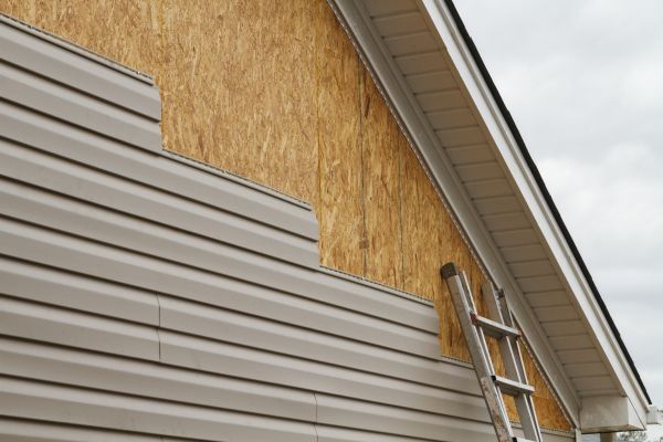 Loose Siding Replacement in Carrollton